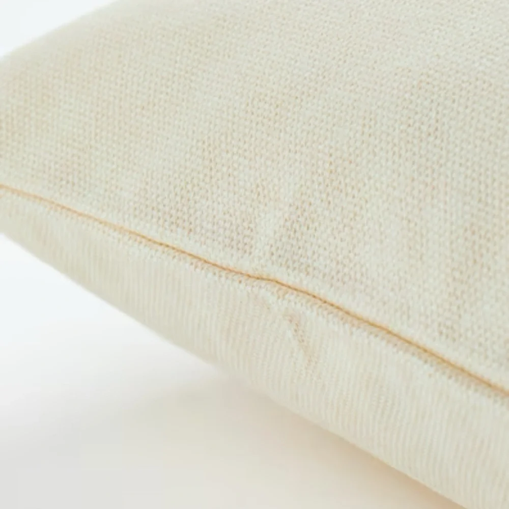 H&M Holiday Pillows with Festive Message Set of 4- Cream